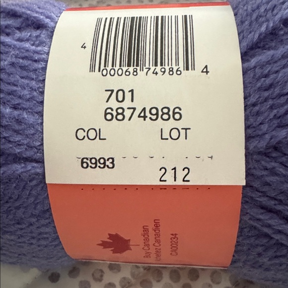 Baycrest Ultra Sayelle Purple Yarn set of 8 - Picture 3 of 3